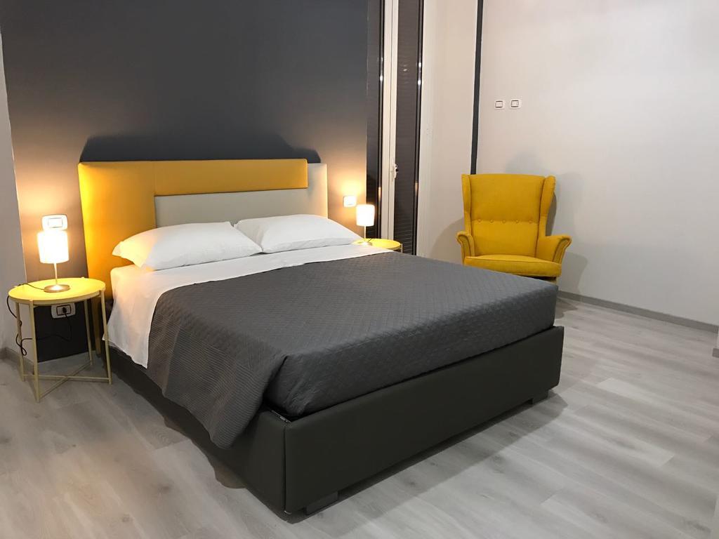 Bed and Breakfast Sensation House Рим Екстер'єр фото