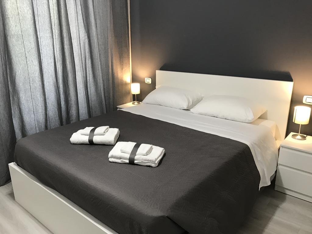 Bed and Breakfast Sensation House Рим Екстер'єр фото